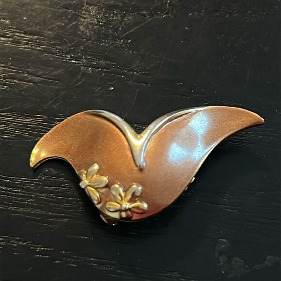 Vintage Brooch - Picture 1 of 2